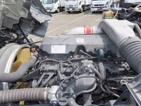 UD TRUCKS Quon Container Carrier Truck QKG-CD5ZA 2012 394,000km_13