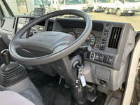 ISUZU Elf Refrigerator & Freezer Truck TPG-NJR85AN 2017 104,707km_32