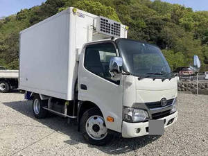 TOYOTA Dyna Refrigerator & Freezer Truck TKG-XZU605 2017 118,416km_1