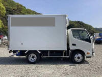 TOYOTA Dyna Refrigerator & Freezer Truck TKG-XZU605 2017 118,416km_5