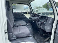 ISUZU Elf Panel Van TPG-NHR85AN 2019 59,162km_22