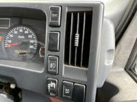 ISUZU Elf Aluminum Van TRG-NLR85AN 2015 269,842km_13