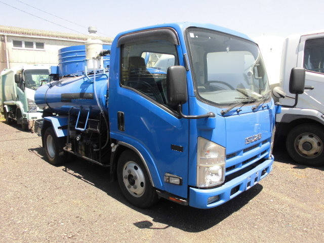 ISUZU Elf Vacuum Truck BKG-NMR85N 2011 182,518km