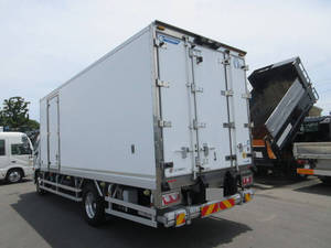 Fighter Refrigerator & Freezer Truck_2
