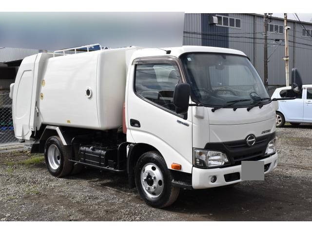 HINO Dutro Garbage Truck TKG-XZU600X 2017 202,000km