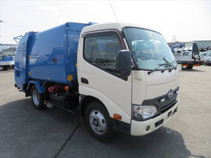 Dutro Garbage Truck_1