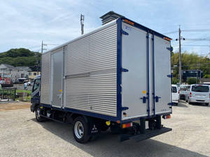 Canter Aluminum Van_2