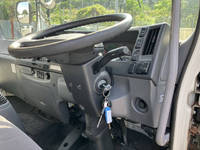 ISUZU Forward Refrigerator & Freezer Truck TKG-FRR90T2 2017 476,708km_34