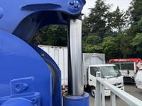 MITSUBISHI FUSO Canter Truck (With 4 Steps Of Cranes) 2RG-FEAV0 2023 15,330km_16