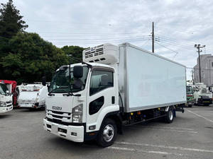Forward Refrigerator & Freezer Truck_1