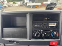 ISUZU Elf Double Cab TRG-NJS85A 2018 64,298km_20