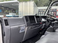 ISUZU Elf Double Cab TRG-NJS85A 2018 64,298km_26
