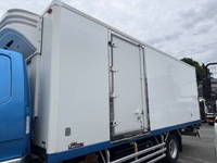 MITSUBISHI FUSO Fighter Refrigerator & Freezer Truck TKG-FK62FY 2017 312,207km_4