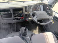 ISUZU Elf Aluminum Van TRG-NMR85AN 2017 60,921km_23