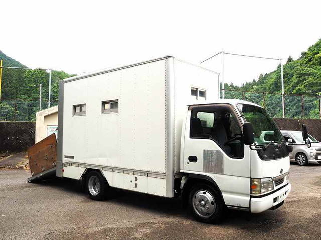 UD TRUCKS Condor Cattle Transport Truck KR-BKR81GAV 2002 -_1