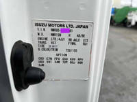 ISUZU Elf Aluminum Van TKG-NMR85AN 2014 114,676km_39