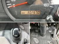 ISUZU Elf Aluminum Van TKG-NJS85AN 2013 302,670km_35