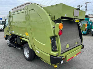 Dutro Garbage Truck_2