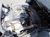 ISUZU Elf Aluminum Van TRG-NPR85AN 2015 233,100km_38