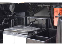 ISUZU Elf Garbage Truck PB-NKR81AN 2006 122,000km_31