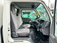 MAZDA Titan Refrigerator & Freezer Truck TKG-LHR85AN 2013 118,000km_34