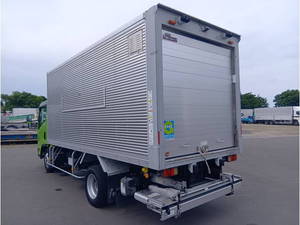 Elf Aluminum Van_2