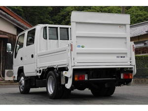 Elf Double Cab_2