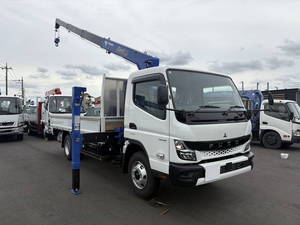 Canter Truck (With 4 Steps Of Cranes)_1