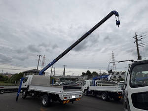 Canter Truck (With 4 Steps Of Cranes)_2