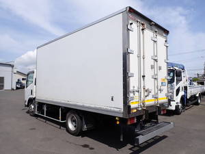 Elf Refrigerator & Freezer Truck_2