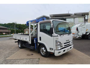 Elf Truck (With 3 Steps Of Cranes)_1