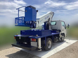 Elf Cherry Picker_2