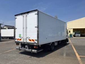 Forward Refrigerator & Freezer Truck_2