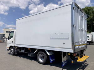 Dutro Refrigerator & Freezer Truck_2