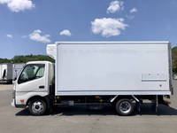 HINO Dutro Refrigerator & Freezer Truck TKG-XZU712M 2019 222,000km_4