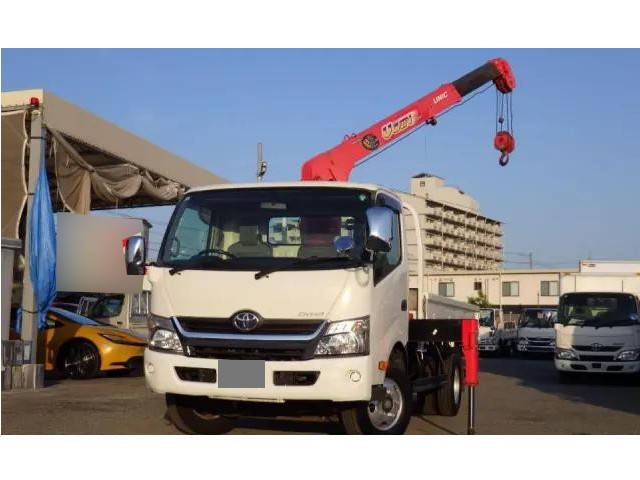 TOYOTA Dyna Truck (With 3 Steps Of Cranes) TKG-XZU710 2016 109,588km