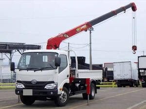 TOYOTA Dyna Truck (With 4 Steps Of Cranes) TKG-XZU650 2018 81,000km_1