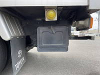TOYOTA Dyna Aluminum Van 2RG-XZC605 2019 111,000km_17