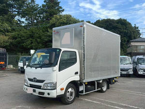 Dutro Aluminum Van_1