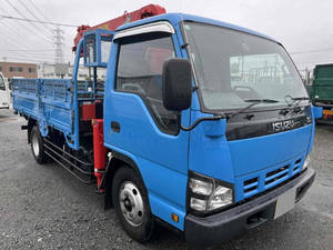 Elf Truck (With 4 Steps Of Cranes)_1
