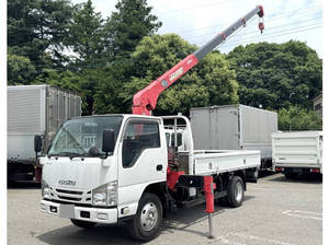 Elf Truck (With 4 Steps Of Cranes)_1