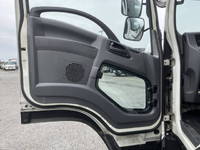 ISUZU Forward Refrigerator & Freezer Truck TKG-FRR90T2 2015 520,580km_30