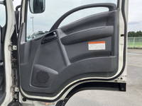 ISUZU Forward Refrigerator & Freezer Truck TKG-FRR90T2 2015 520,580km_31