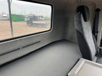 UD TRUCKS Quon Trailer Head QKG-GK5XAB 2012 834,718km_33