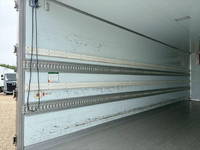 ISUZU Forward Refrigerator & Freezer Truck 2PG-FTR90V2 2021 336,000km_8