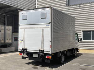 Dutro Aluminum Van_2