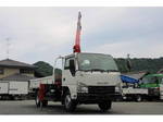 Elf Truck (With 4 Steps Of Cranes)