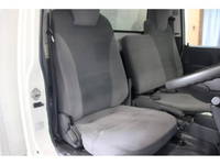 ISUZU Elf Panel Van TPG-NHR85AN 2017 73,000km_37