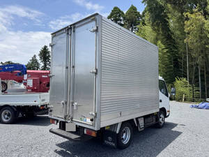 Dyna Aluminum Van_2