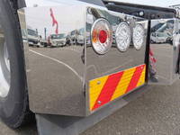 ISUZU Giga Trailer Head QKG-EXD52BD 2017 420,500km_27